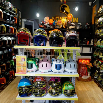 Công Ty Phúc Linh Việt Nam – Đơn Vị Sản Xuất Và Phân Phối Sỉ Nón Bảo Hiểm Uy Tín 1 ke mu bao hiem